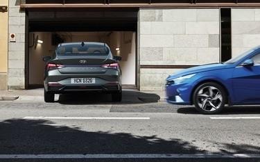 Cảm biến lùi Hyundai Elantra