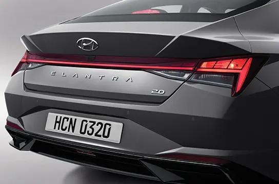 Cụm đèn hậu dạng LED Hyundai Elantra 1.6 AT