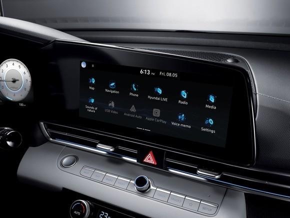 Màn hình giải trí 10.25 inch Hyundai Elantra