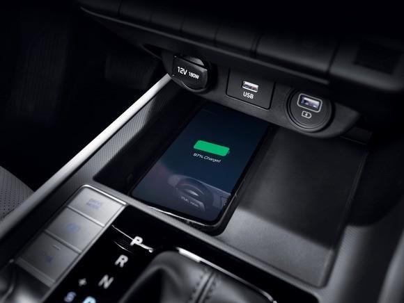 Sạc không dây Hyundai Elantra