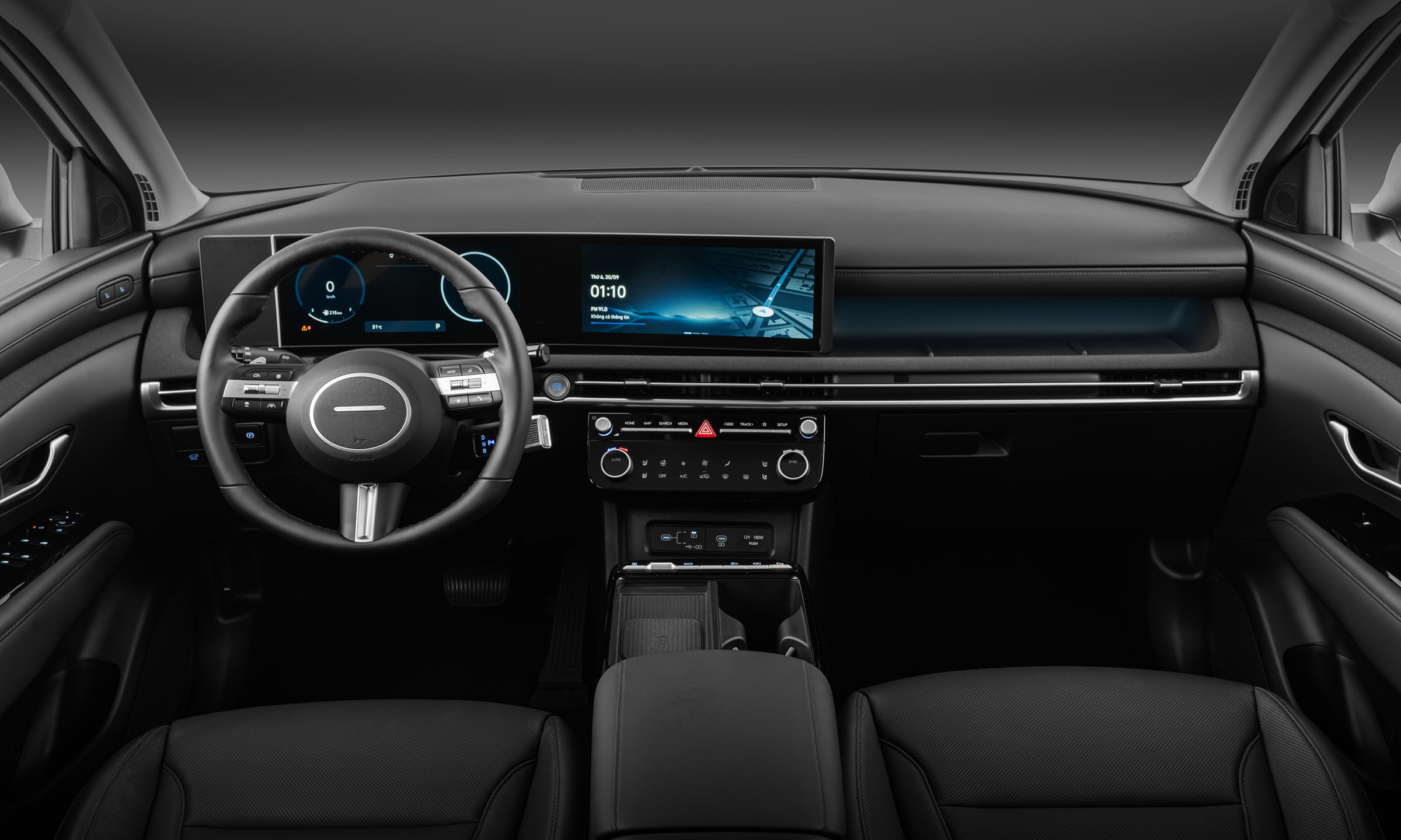 Khoang cabin mở rộng rãi bệ tì tay nổi Hyundai Tucson